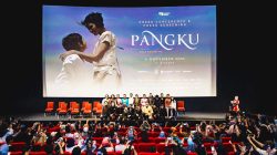 Film Pangku Tayang Mulai 6 November di Bioskop Indonesia Membawa Kisah Perjuangan Ibu yang Tak Punya Pilihan Tribut Reza Rahadian untuk Sang Ibu
